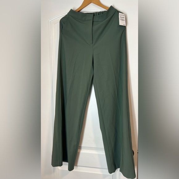 NORDSTROM
Flat Front Wide Leg Knit Pants in Green Duck - Picture 5 of 8